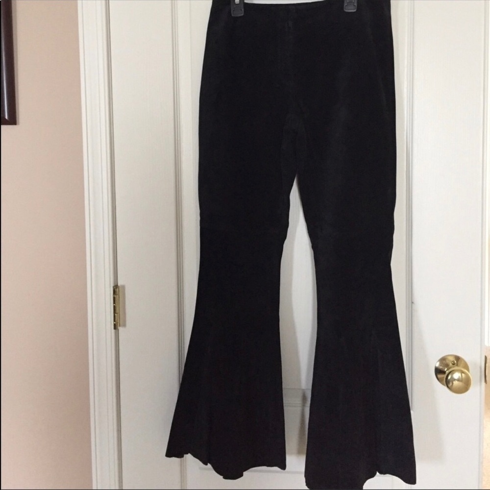 Bebe Black Suede Low Rise Bell Bottle Pants, Sz 6